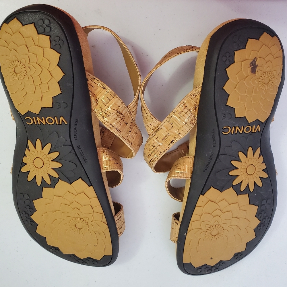 Vionic Amber Adjustable Sandals - image 4